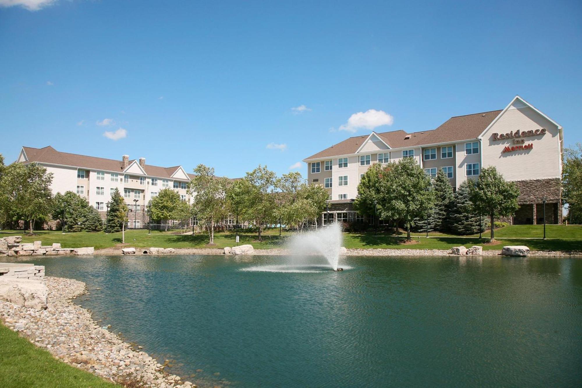 Residence Inn Des Moines West At Jordan Creek Town Center Уест Де Мойн Екстериор снимка