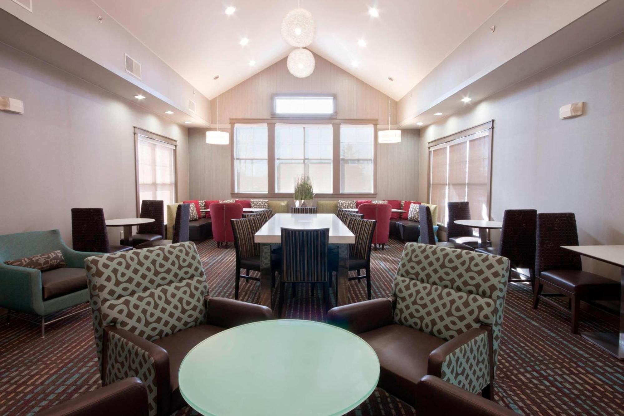 Residence Inn Des Moines West At Jordan Creek Town Center Уест Де Мойн Екстериор снимка