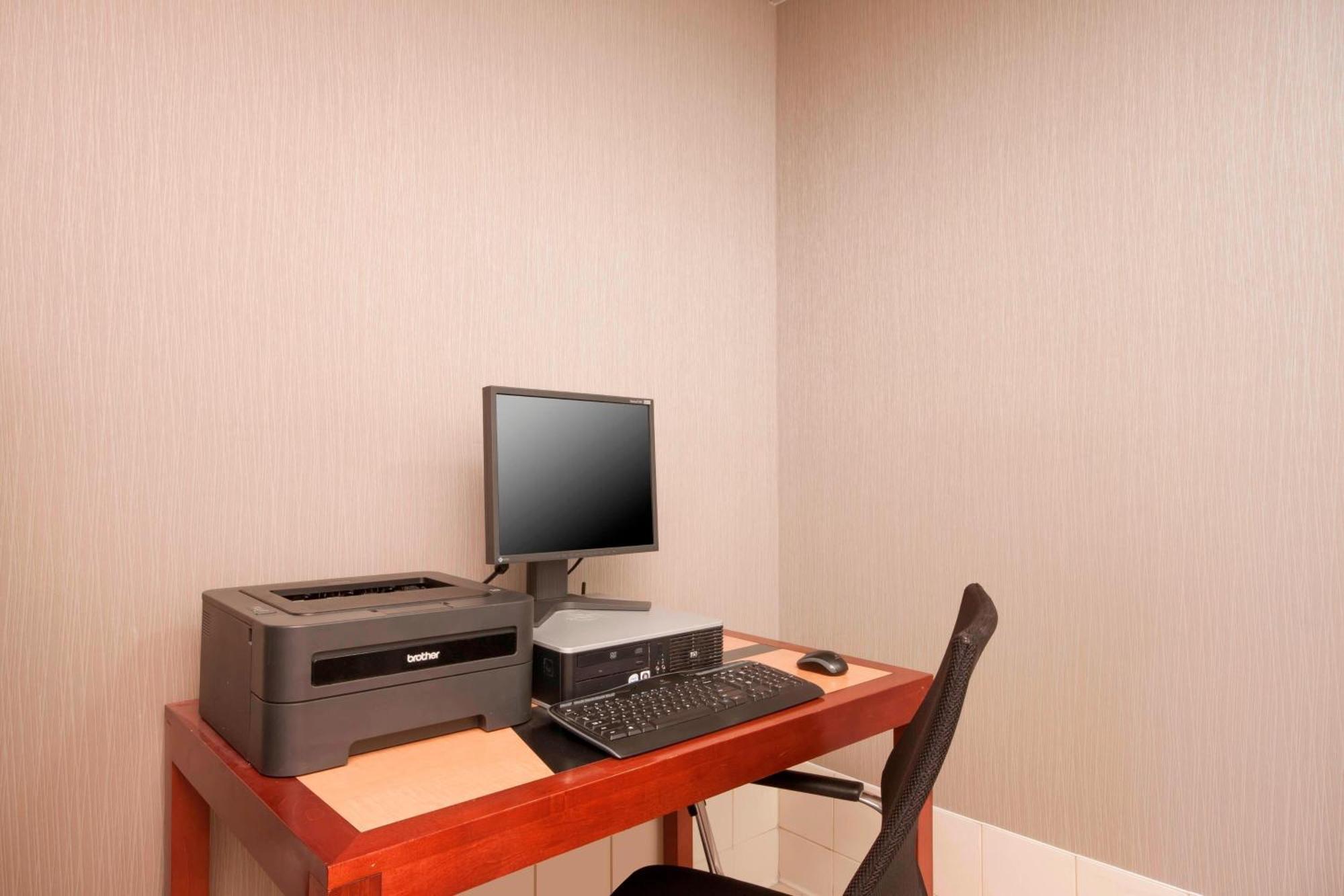 Residence Inn Des Moines West At Jordan Creek Town Center Уест Де Мойн Екстериор снимка