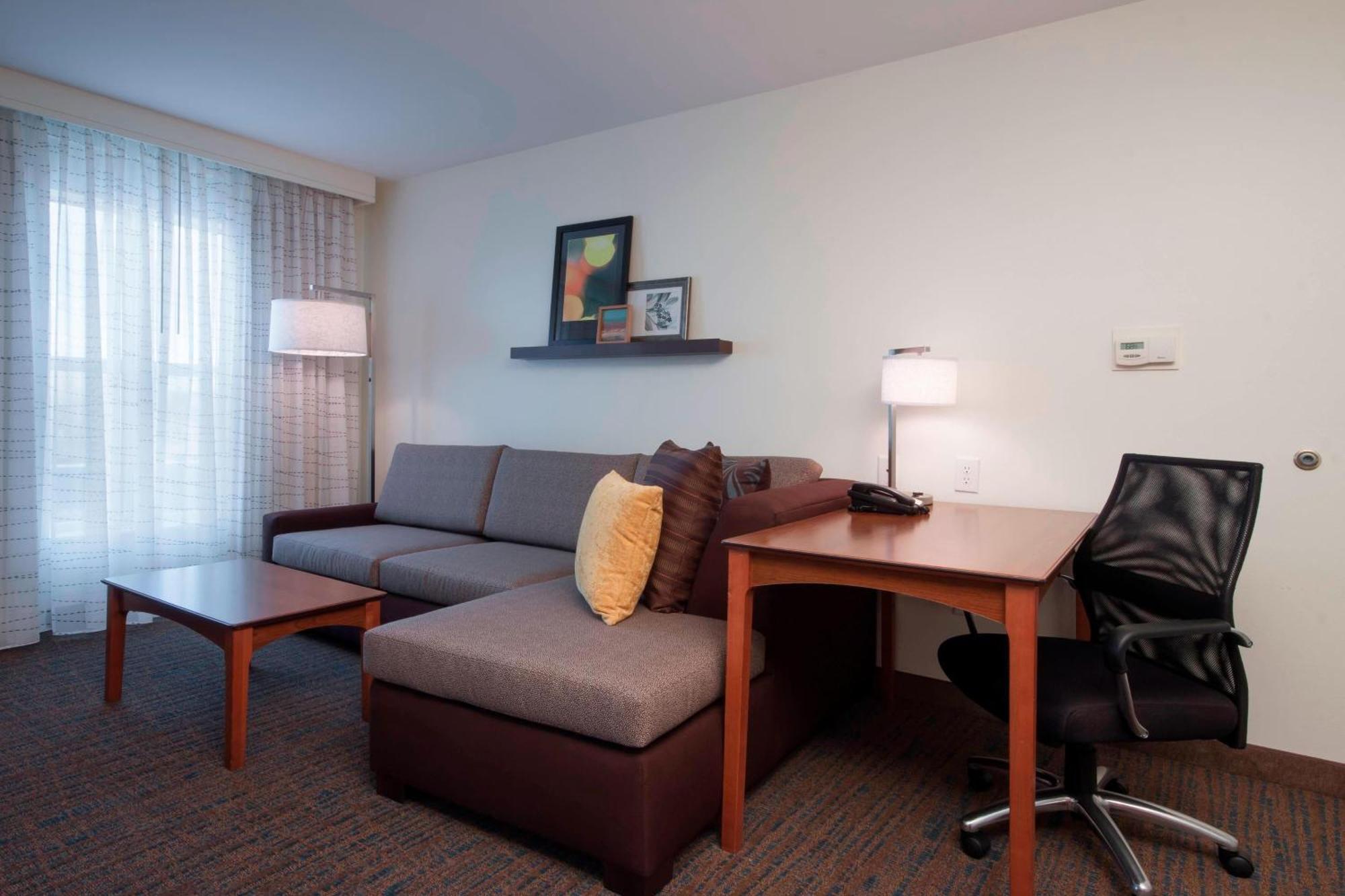 Residence Inn Des Moines West At Jordan Creek Town Center Уест Де Мойн Екстериор снимка