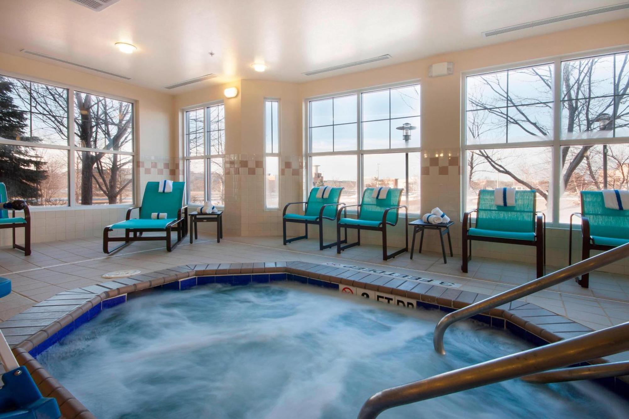 Residence Inn Des Moines West At Jordan Creek Town Center Уест Де Мойн Екстериор снимка